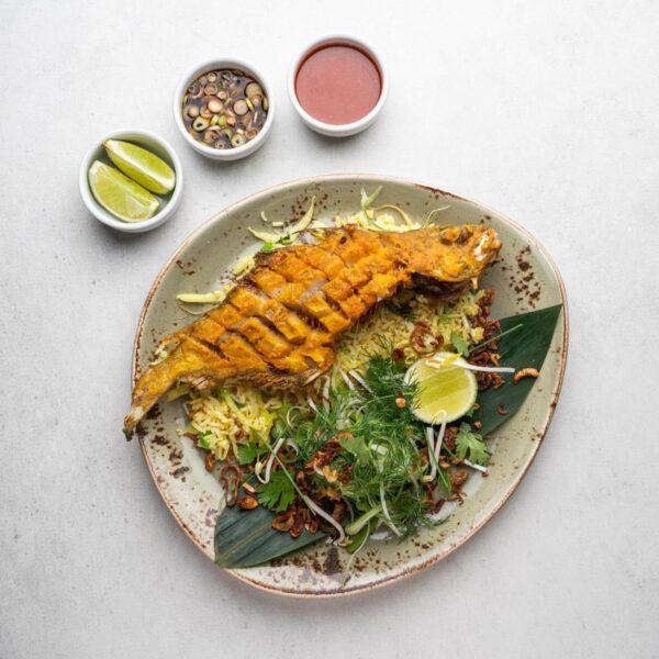 Platos clásicos de Ma Khin Café