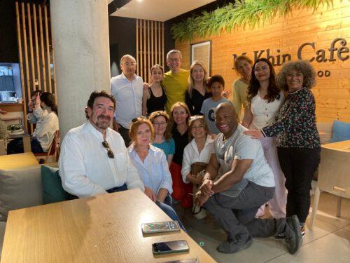 Curso de cocina birmana en inglés en Ma Khin Café (Valencia). Foto del grupo